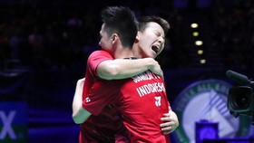 Marcus Gideon, Ledakan yang Melarutkan Penonton