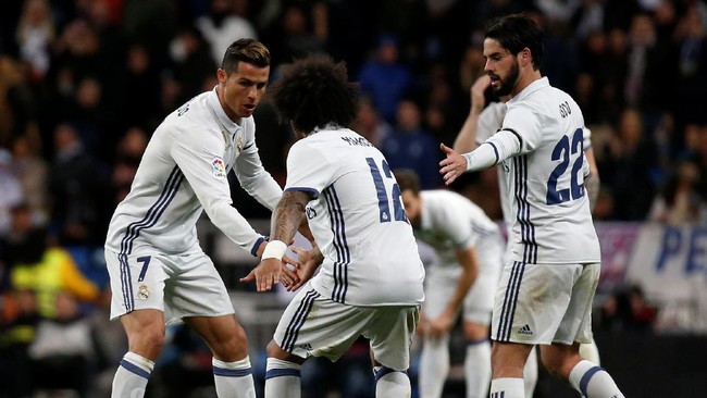 Ujian Real Madrid di bulan April akan dimulai saat menjamu Atletico Madrid di Bernabeu pada 8 April. Selanjutnya mereka ditunggu Bayern Munich dan Barcelona.