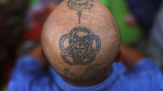 Berharap Kekuatan Suci dari Tato Sak Yant