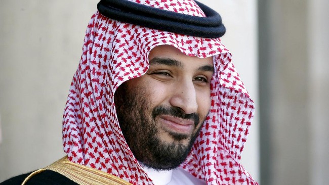 Komite Anti Korupsi Kerajaan Saudi menangkap sebelas pangeran, empat menteri, dan puluhan mantan menteri yang terlibat kasus korupsi.