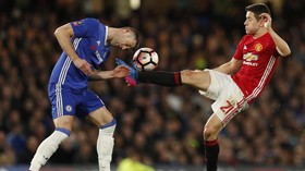 Arsenal Incar Bek Veteran Chelsea
