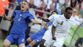 Perjalanan Essien Sampai di Markas Persib Bandung