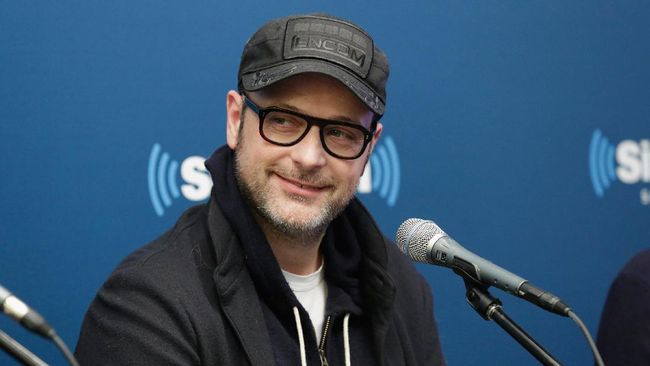 Bentrok tanggal dengan film Harrison Ford, Blade Runner 2049, Kingsman 2 yang digarap Matthew Vaughn itu memutuskan memajukan perilisan.