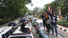 Supir Konvensional Kecewa Ridwan Kamil Izinkan Online