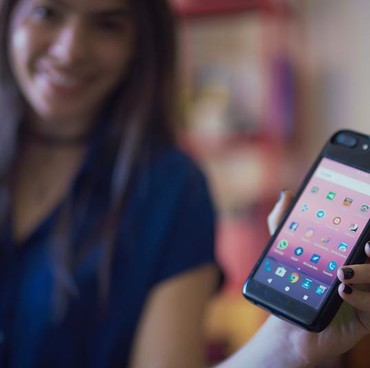 Cara Bersihkan Casing HP yang Menguning Pakai Bahan Dapur