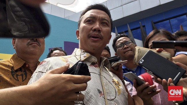 Menpora Imam Nahrawi menargetkan infrastruktur penyelenggaraan Asian Games 2018 selesai pada Oktober 2017. Imam mengatakan persiapan sudah mencapai 61 persen.