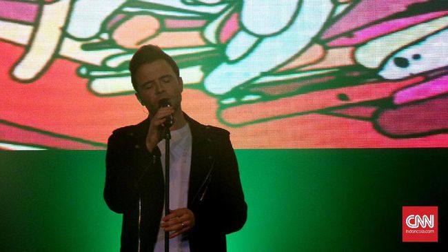 Shane Filan menyiarkan konser tunggalnya di Jakarta secara langsung dalam akun Facebook resmi miliknya yang disaksikan puluhan ribu penggemar di seluruh dunia.