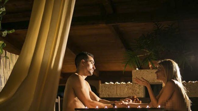 Innato Tenerife, kafe di Spanyol yang hanya memperbolehkan pengunjungnya masuk jika mereka mau menikmati santapan dalam keadaan bugil.