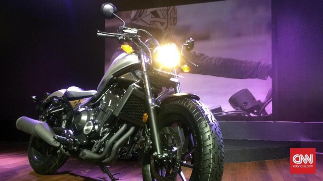 Dengan satu tempat duduk, tampilan garang serta berkubikasi besar, CMX500 Rebel siap menemani pecinta bigbike di Indonesia.h