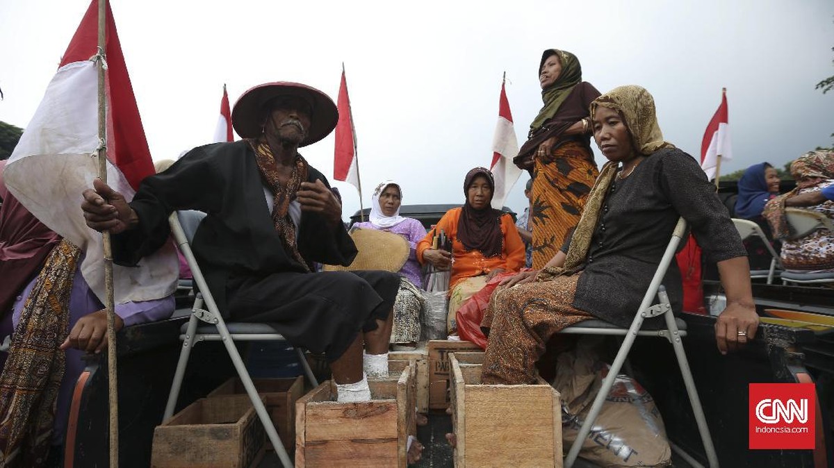 Aksi Tolak Pabrik Semen Kendeng
