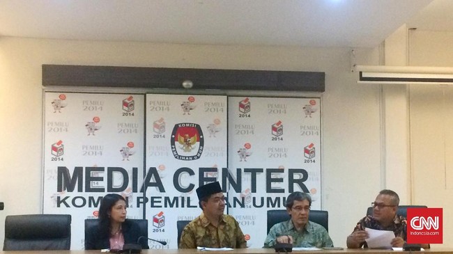 Pembahasan RUU Pemilu akan mempengaruhi proses persiapan pemilu 2019 mendatang. KPU mendesak agar pembahasan segera rampung. 