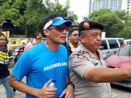 Tertantang untuk Lari ke Kantor? Saran Pakar, Biasakan Dulu Jalan Kaki