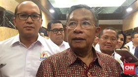 Menko Darmin Jengkel Pangkas Satu Aturan Malah Tumbuh Seribu