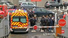 Menhan Akui Tembak Mati Pria Perebut Senjata Aparat di Paris