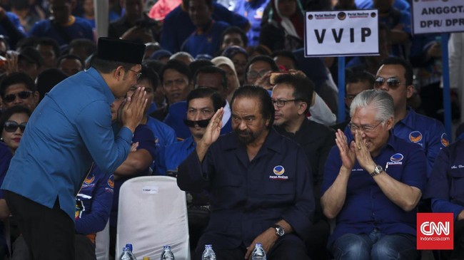 Pembebasan itu merupakan bagian dari upaya Partai NasDem membuka peluang berkoalisi dengan partai politik lain pada Pilkada Jawa Barat tahun 2018.