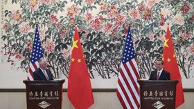 China Sebut Amerika Serikat 'Teroris Ekonomi'
