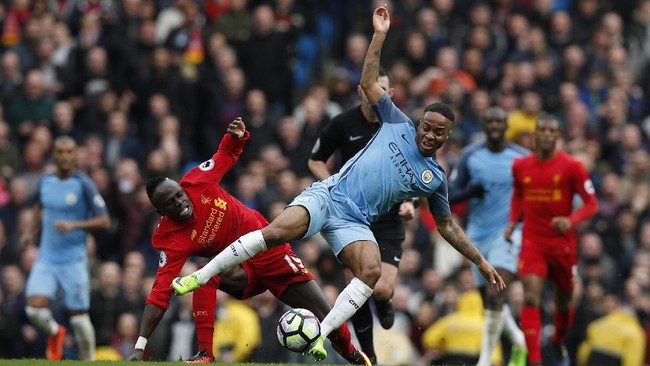 Duel Manchester City lawan Liverpool di Stadion Etihad berakhir imbang 1-1. Liverpool pun gagal menyalip perolehan poin Manchester City.