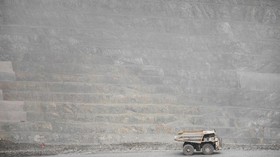 img-title PR Banyak, Tak Boleh Terlena Euforia Transaksi Saham Freeport