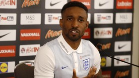 Defoe Tak Pernah Menyerah untuk Kembali ke Timnas Inggris