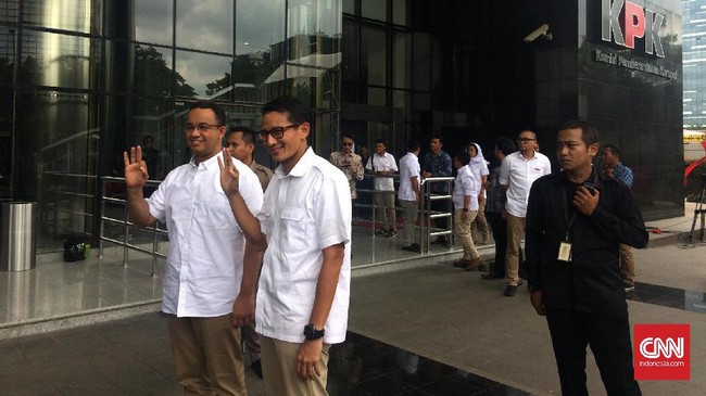 Sandiaga Uno mengatakan pelaporan harta ke KPK juga karena dirinya merasa menjadi calon wakil gubernur yang paling disorot dari sisi harta.
