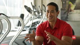 Kencangkan Otot Rangka, Resep Sehat ala Ade Rai
