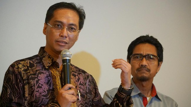 Direktur Utama PT Semen Indonesia, Rizkan Chandra meninggal dunia pada Sabtu (15/7) di RS Siloam Semanggi, Jakarta, pukul 15.40 WIB. 