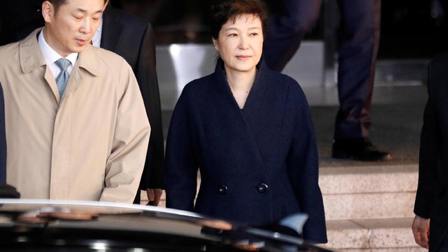 Putusan hakim terkait penahanan Eks Presiden Korea Selatan Park Geun-hye atas kasus kasus penyalahgunaan kekuasaan akan diumumkan hari ini.