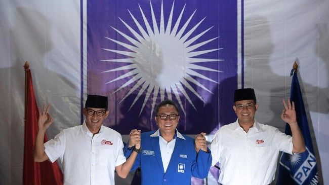 PAN sebelumnya diketahui bersama-sama dengan Gerindra dan PKS mendukung pasangan Anies Baswedan-Sandiaga Uno di putaran kedua Pilkada DKI Jakarta 2017.