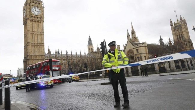 Pihak kepolisian London mengatakan masih dalam proses menyelidiki pelaku teror Westminster yang diduga terinspirasi aksi teror global.