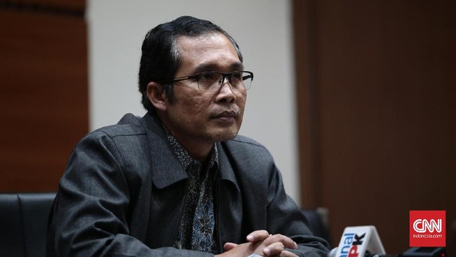 Wakil Ketua KPK Alexander Marwata menyatakan dalam pertemuan di Kejagung sebagai ajang koordinasi dan membahas supervisi penanganan sejumlah kasus korupsi.
