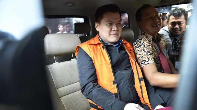 Vidi Gunawan diperiksa untuk jadi saksi bagi kakaknya, Andi Narogong, yang ditetapkan sebagai tersangka oleh KPK dalam kasus korupsi e-KTP.