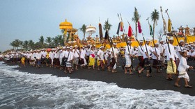 Bali Memulai Ritual Melasti Hari Ini