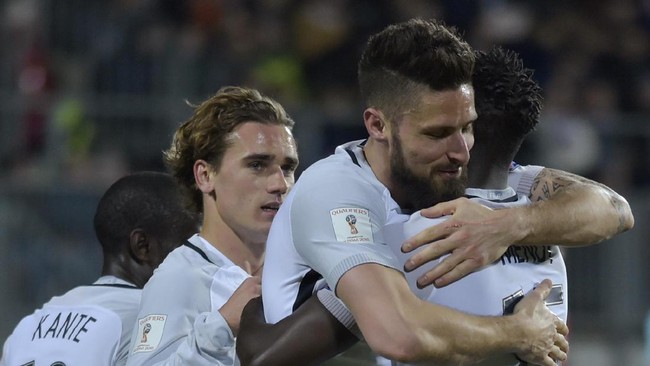 Perancis menggebuk Luksemburg 3-1 dan Olivier Giroud cetak dua gol. Belanda kalah 0-2 dari Bulgaria dan peluang lolos ke Piala Dunia kian tipis.