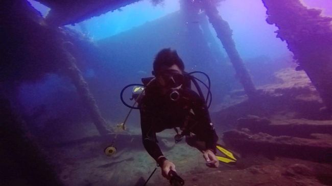 Musim hujan bukan halangan untuk mengeksplorasi Bali. Kegiatan wisata seperti belanja sampai menyelam tetap bisa dilakukan.