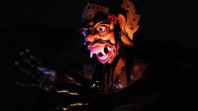 'Hantu-Hantu' Pariwisata di Bali