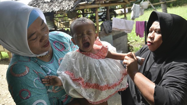 Mengikuti Tradisi Sunat Perempuan di Gorontalo