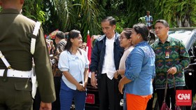 Kisah Paspampres ketika Mengawal Foto Bersama Jokowi