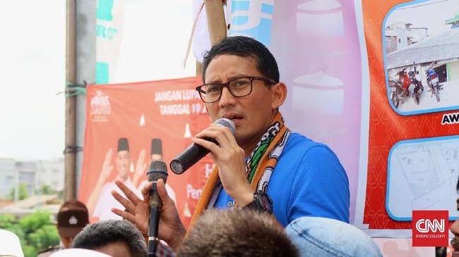 Pengacara Sandiaga meminta publik melihat konteks Pilkada DKI Jakarta yang membuat proses hukum terhadap kliennya dilakukan.