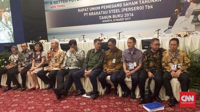 Rangkap jabatan sebagai komisaris BUMN, disebut telah melalui restu dari menteri yang menjadi atasan pejabat publik yang merangkap jabatan.