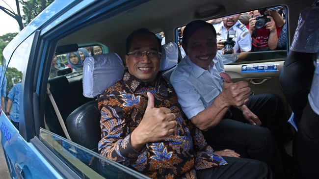 Menhub Budi Karya mengklaim tarif baru taksi online masih lebih murah bila dibandingkan dengan taksi konvensional