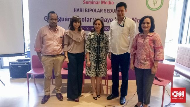 Sebagai penderita gangguan bipolar, Budi Putra membeberkan cara menghadapi penderita gangguan bipolar berdasarkan pengalaman pribadinya sendiri.