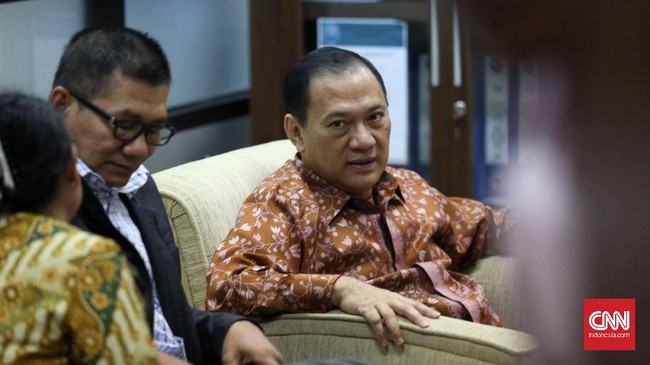 Menurut Gubernur BI Agus Martowardojo, pemeriksaan perkara BLBI menunjukkan komitmen penegak hukum dalam menyelesaikan perkara di Indonesia.