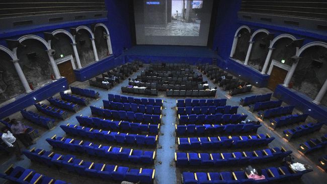 Bicara soal durasi 'Avengers: Endgame' yang panjang, menonton film di India durasinya lebih panjang, bahkan sampai ada jeda untuk makan.