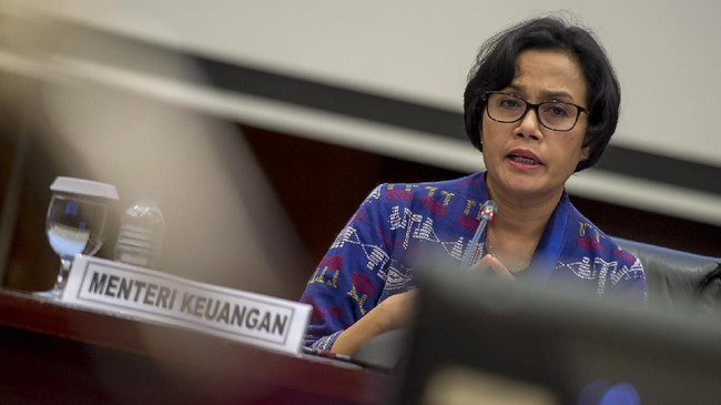 Menkeu Sri Mulyani menyebut dana pemulihan ekonomi nasional naik jadi Rp455,62 triliun tahun ini karena tagihan perawatan covid naik.