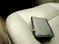 Heboh iPad Hilang di Bus Rosalia Indah, Bakal Dapat Ganti Rugi?