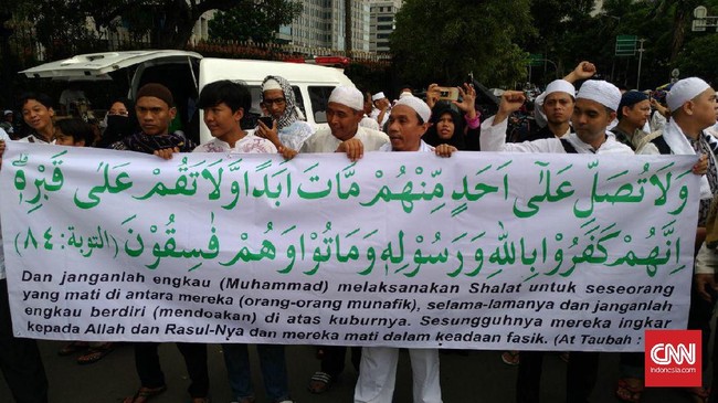 Orator dalam Aksi 313 menyatakan pihaknya siap melanjutkan aksi walaupun Al Khaththath ditangkap terkait dugaan makar. Amien Rais disebut akan memimpin.