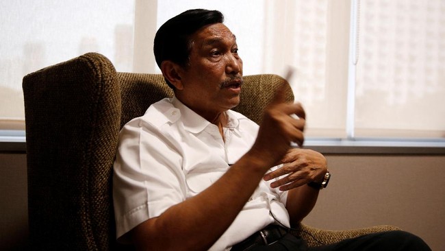 Menko Kemaritiman Luhut Panjaitan resah dengan upaya pengembangan Bali Baru. Pasalnya, sekian tahun berjalan, pengembangan Bali Baru masih terkendala masalah.