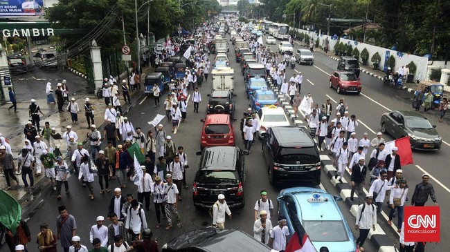 GNPF MUI menyatakan, aksi ini adalah aksi puncak dari aksi-aksi sebelumnya. Sejumlah tokoh seperti AA Gym dan Ustad Arifin Ilham akan ikut Aksi Bela Islam 55.