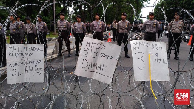 Aksi 313 Di Tengah Kepungan Makar