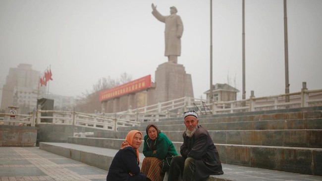 China menganggap AS dan Jerman melontarkan 'tuduhan tak berdasar' terkait persekusi di Provinsi Xinjiang, di mana kelompok minoritas Muslim Uighur bermukim.
